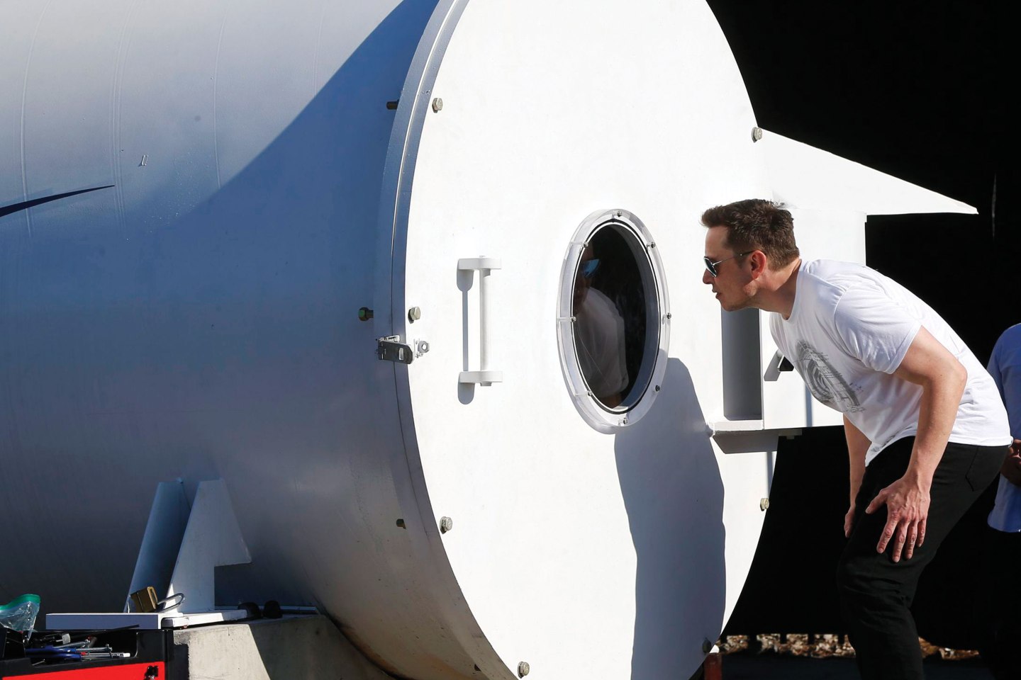 elon musk hyperloop competition spacex
