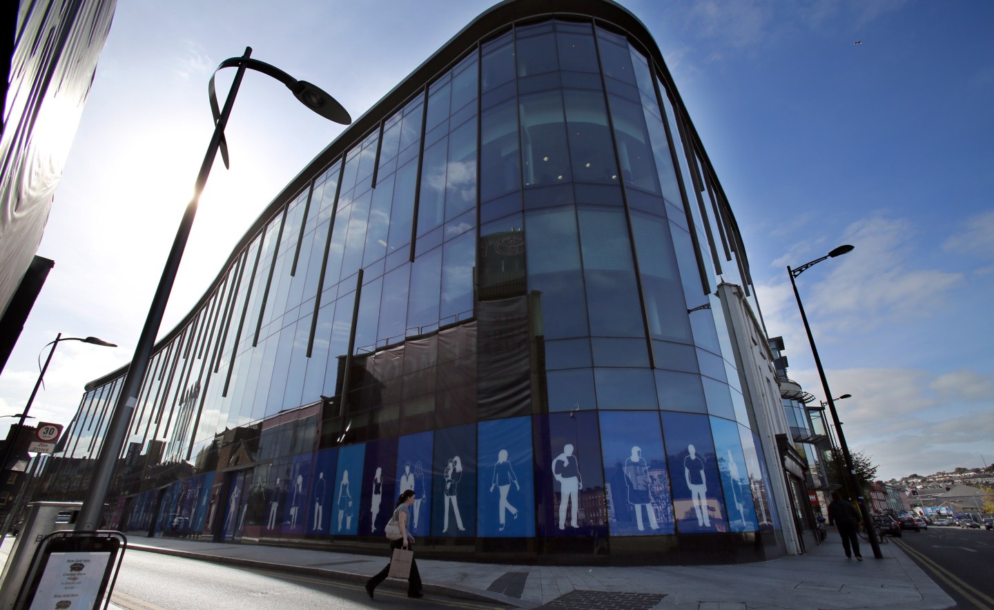 IRELAND-EU-US-TAX-BUSINESS-APPLE-CORK