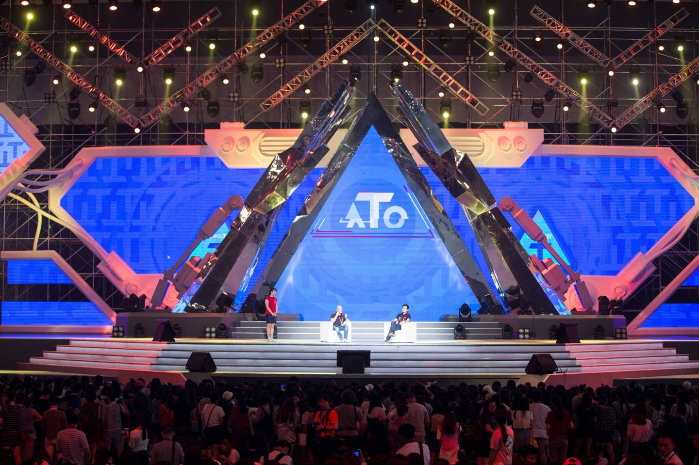 Magic Leap Shines Up The Taobao Maker Festival In Shanghai