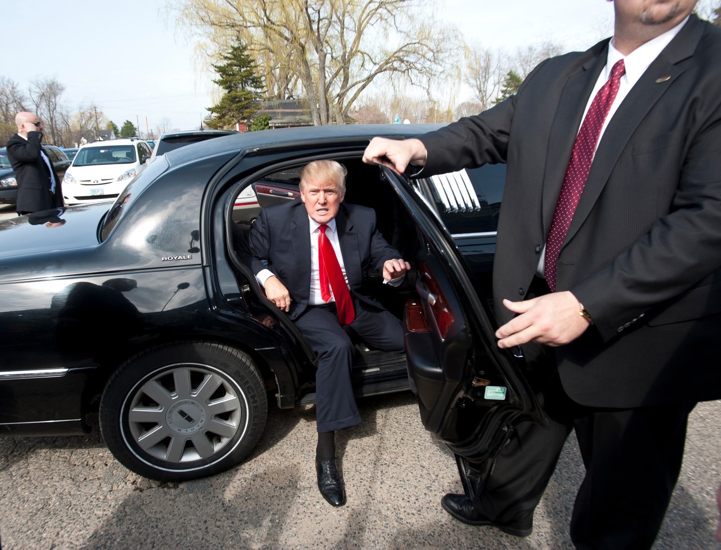 Donald Trump - Driver Opens Door