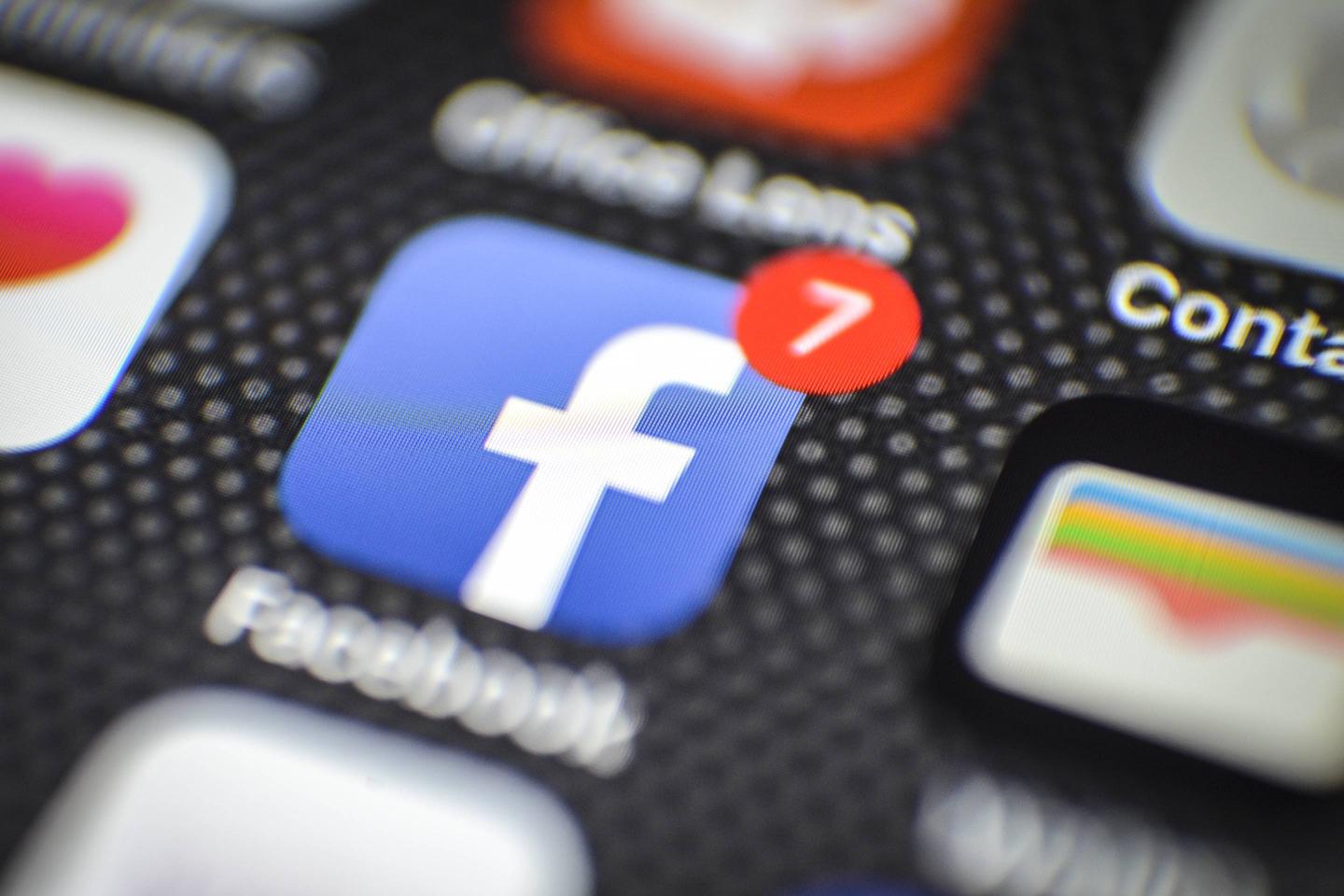 Facebook has opened a new AI lab in Pittsburgh and hired new AI specialists from academia.