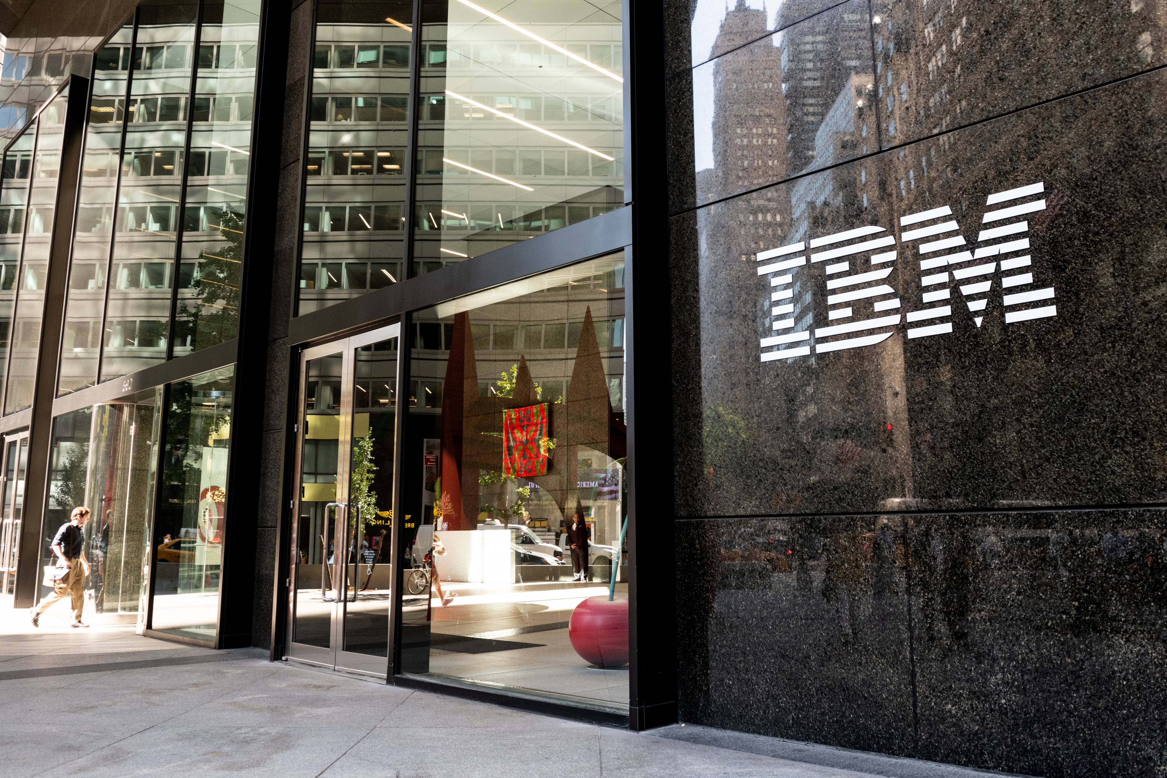 Citigroup and Barclays Sign on for IBM, CLS Trial Blockchain Project |  Fortune