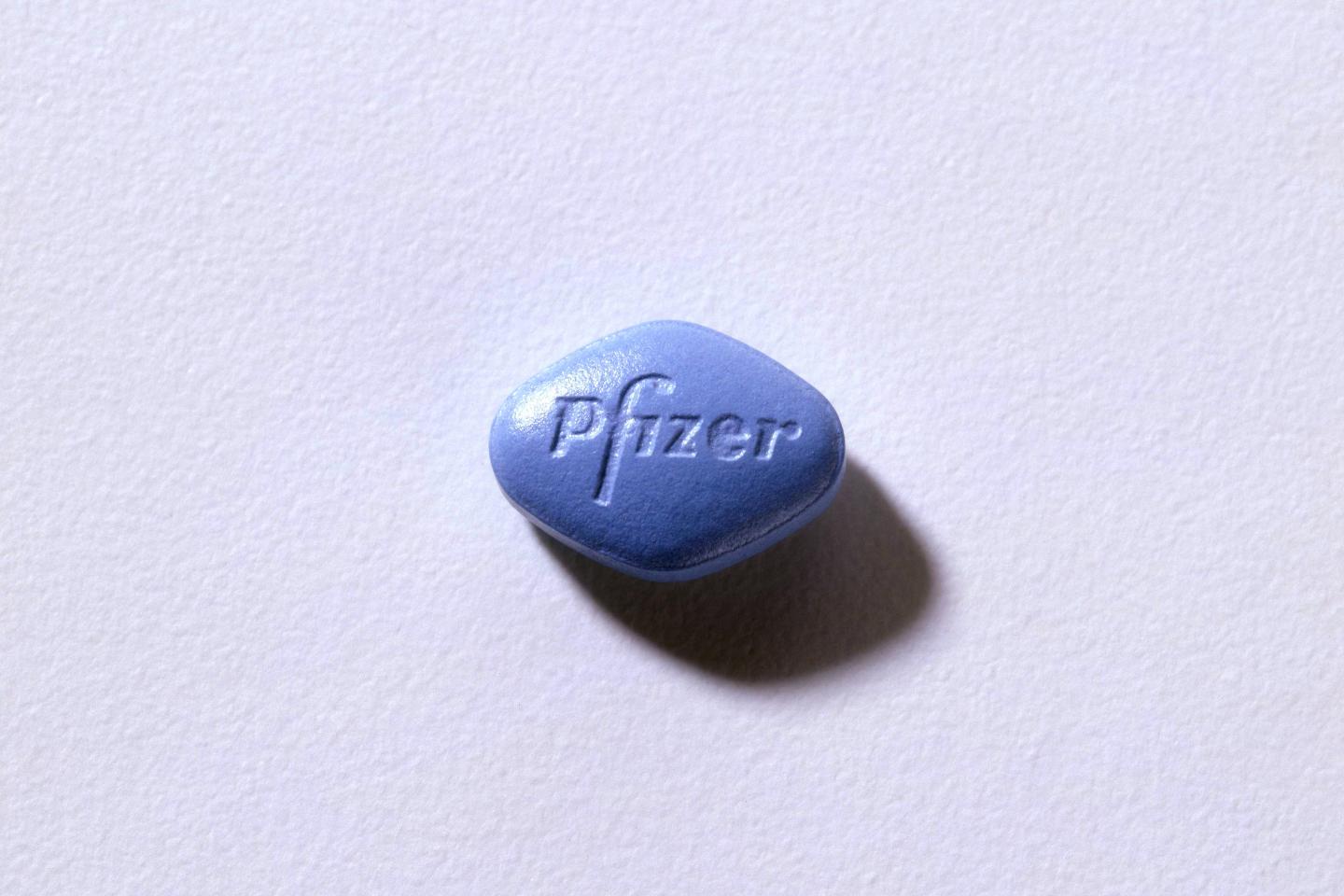 pfizer-pill-trump