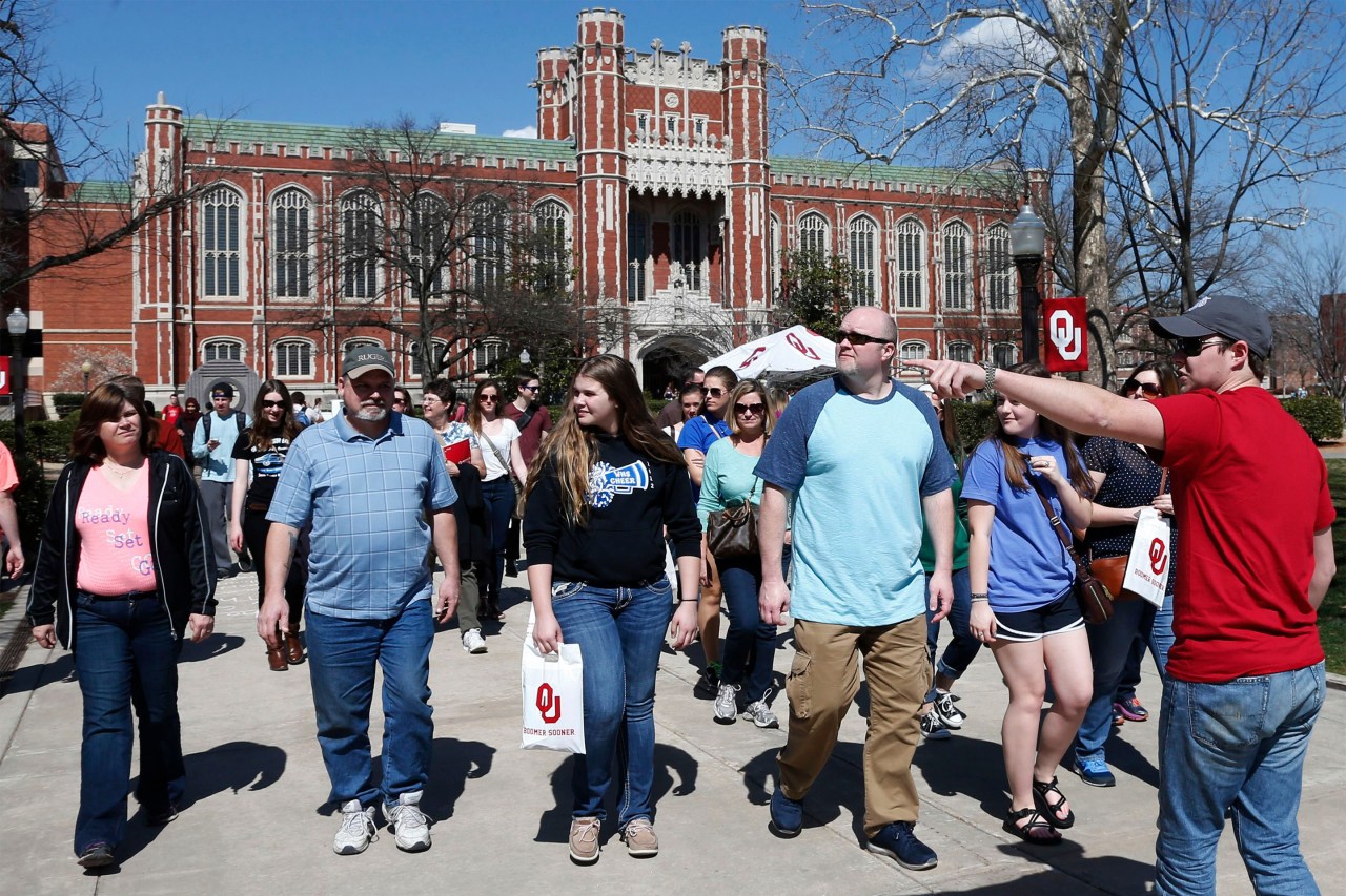Colleges Without Ras Guidelines on Using Race in College Admissions To Be Reversed | Fortune