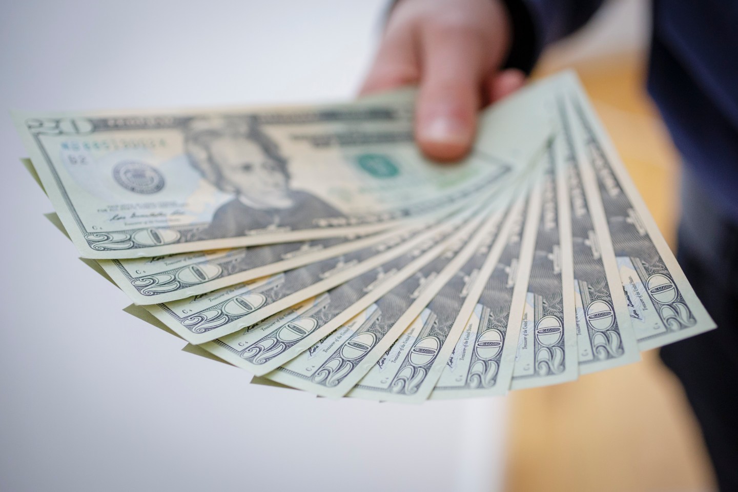 average salary ceo pay 2017