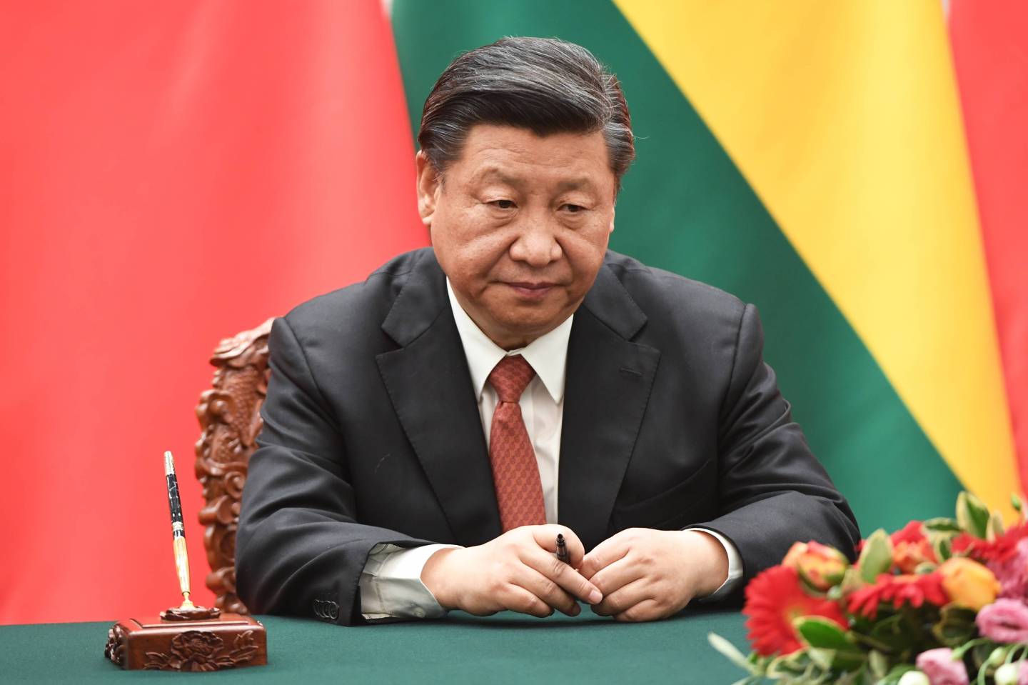 Bolivia's President Evo Morales and Chinese President Xi Jinping During a Signing Ceremony