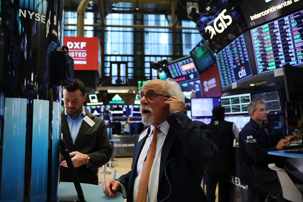 Stocks Close Higher On Dow Jones Industrials Average