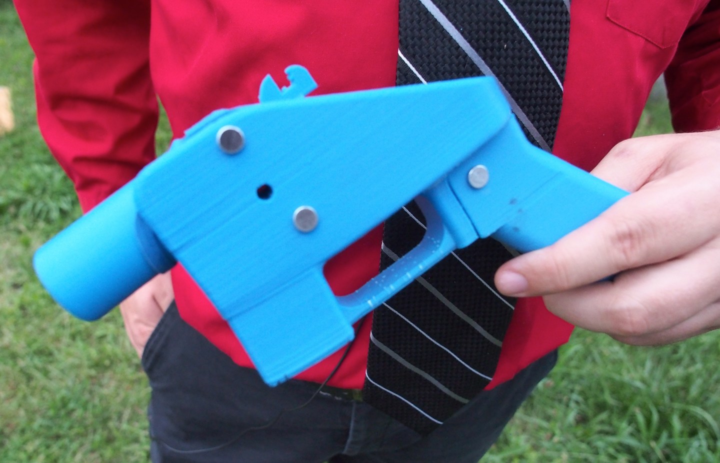 Facebook is blocking links to sites that share 3D-printed gun blueprints.