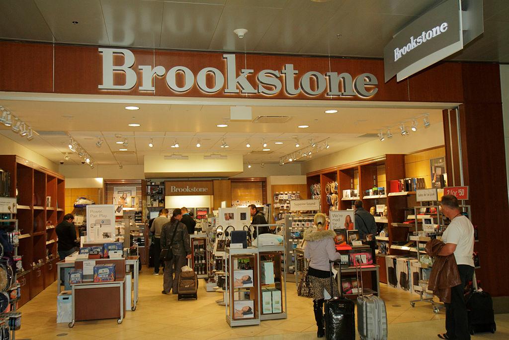 Miami International Airport, Brookstone.