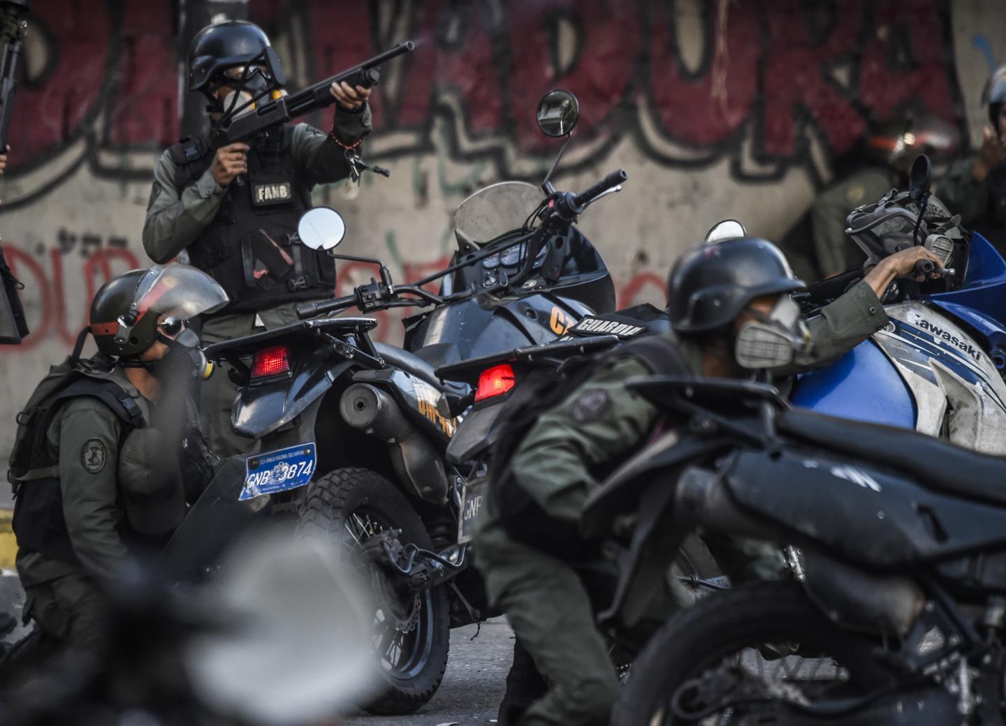 TOPSHOT-VENEZUELA-CRISIS-CONSTITUENT-ASSEMBLY-PROTEST