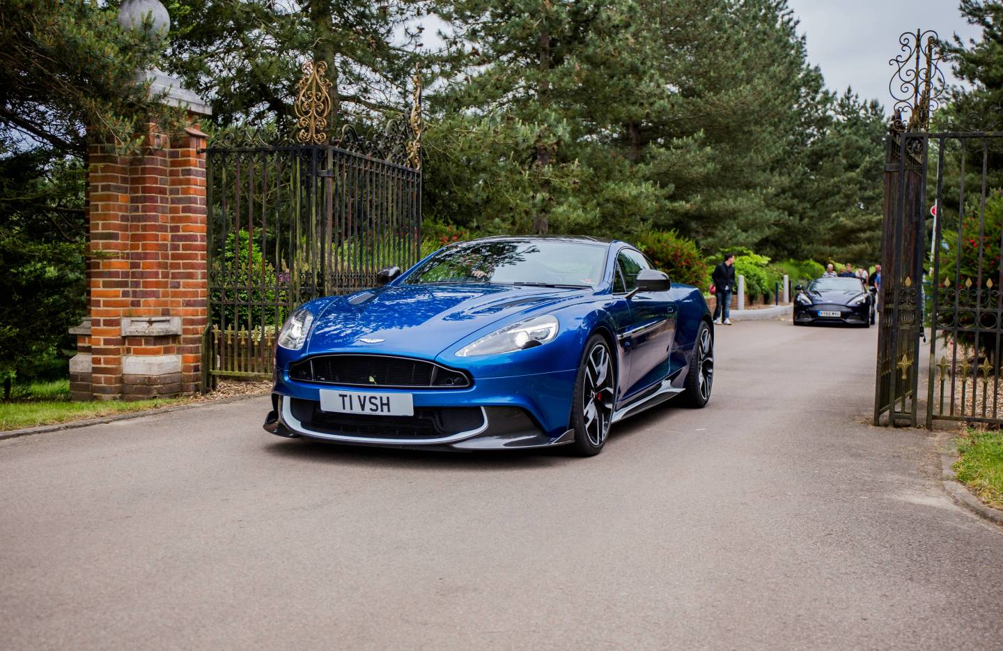 Aston Martin Vanquish