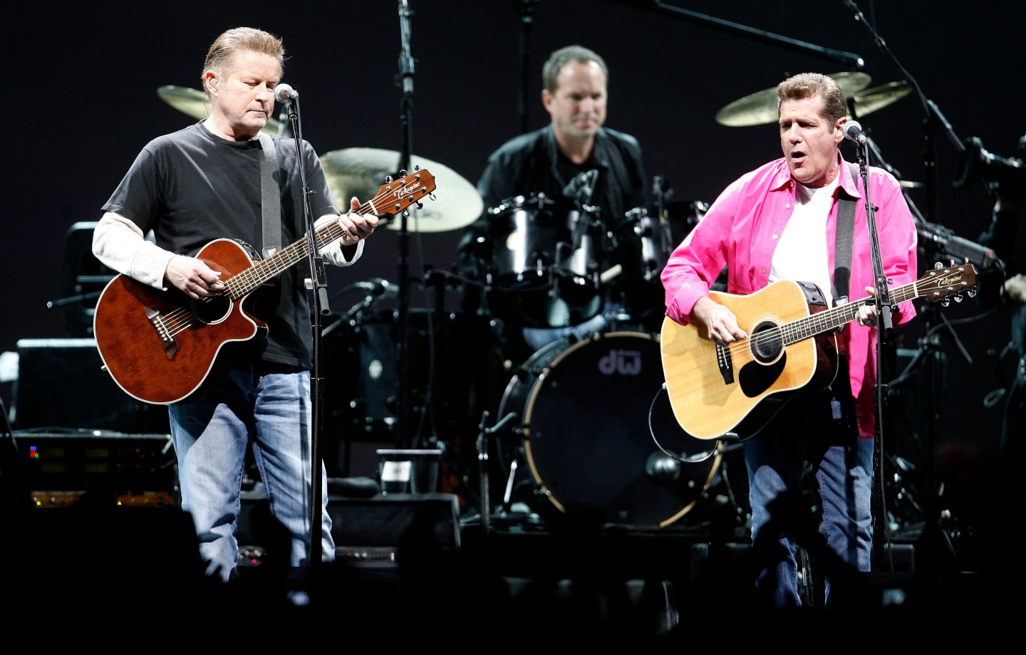 Frey and Henley perform during a concert in Lisbon