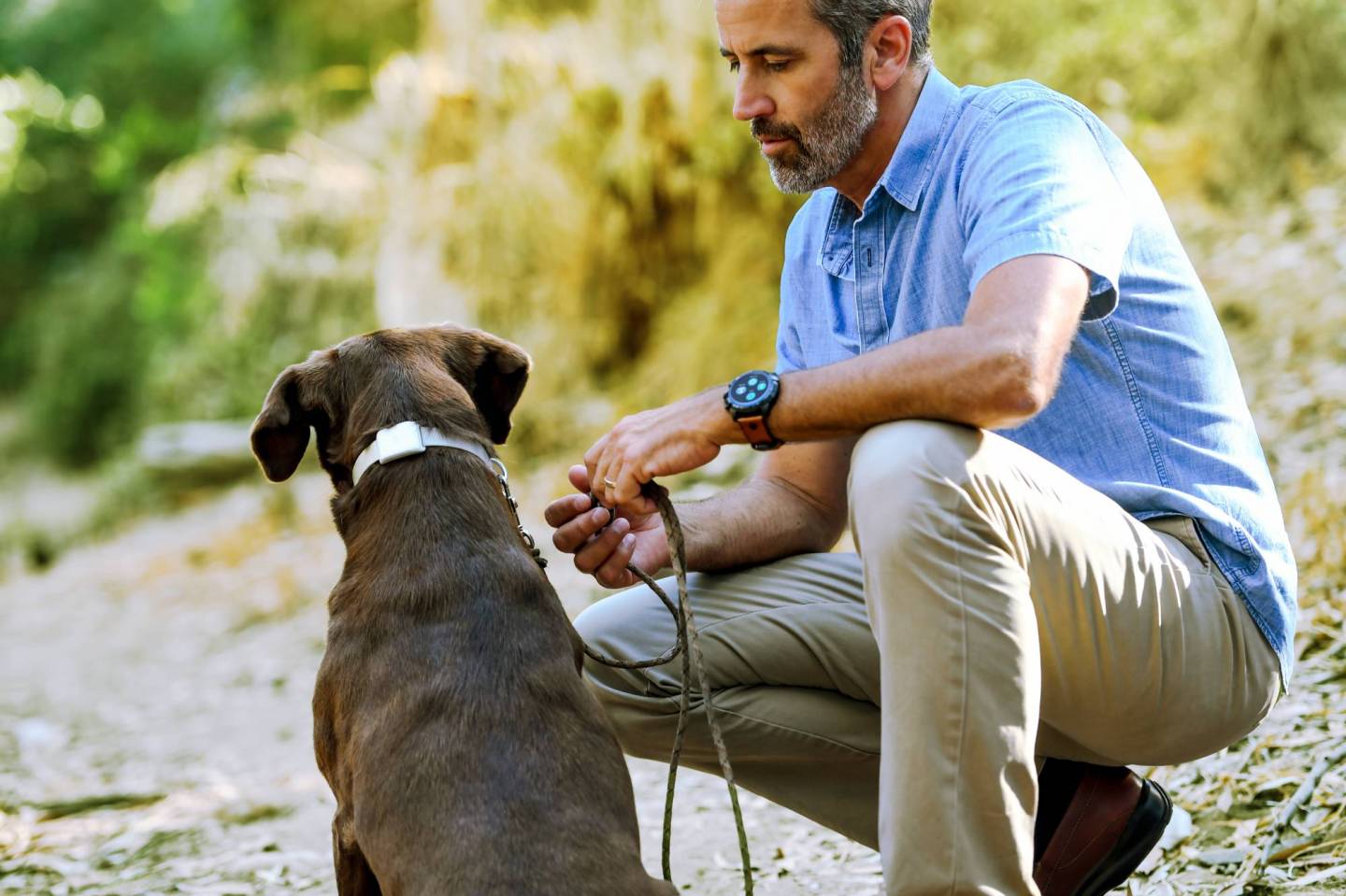 A smartwatch with qualcomm's new chip set.