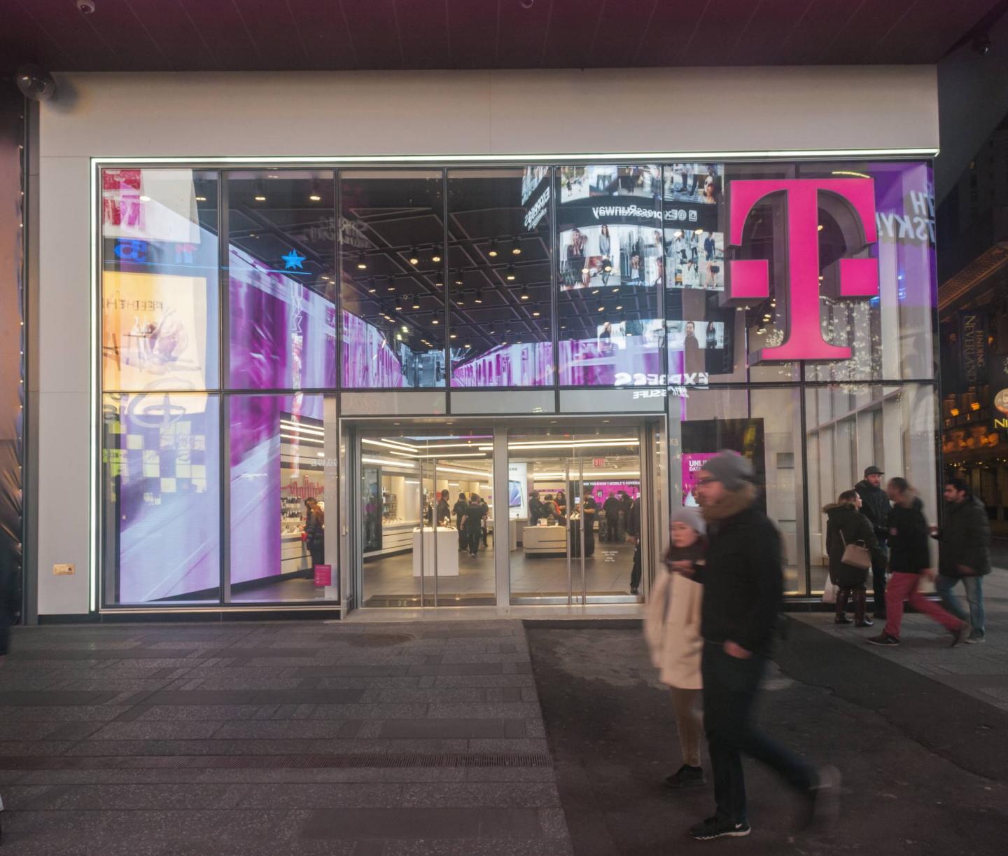 T-Mobile Sprint Merge Competition