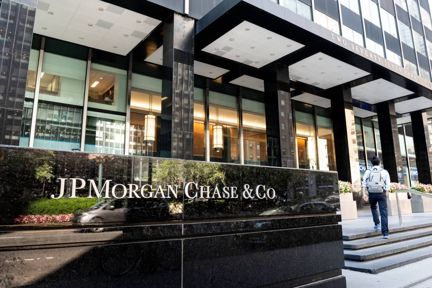 JPMorgan Chase & Co. building on Park Avenue in New York