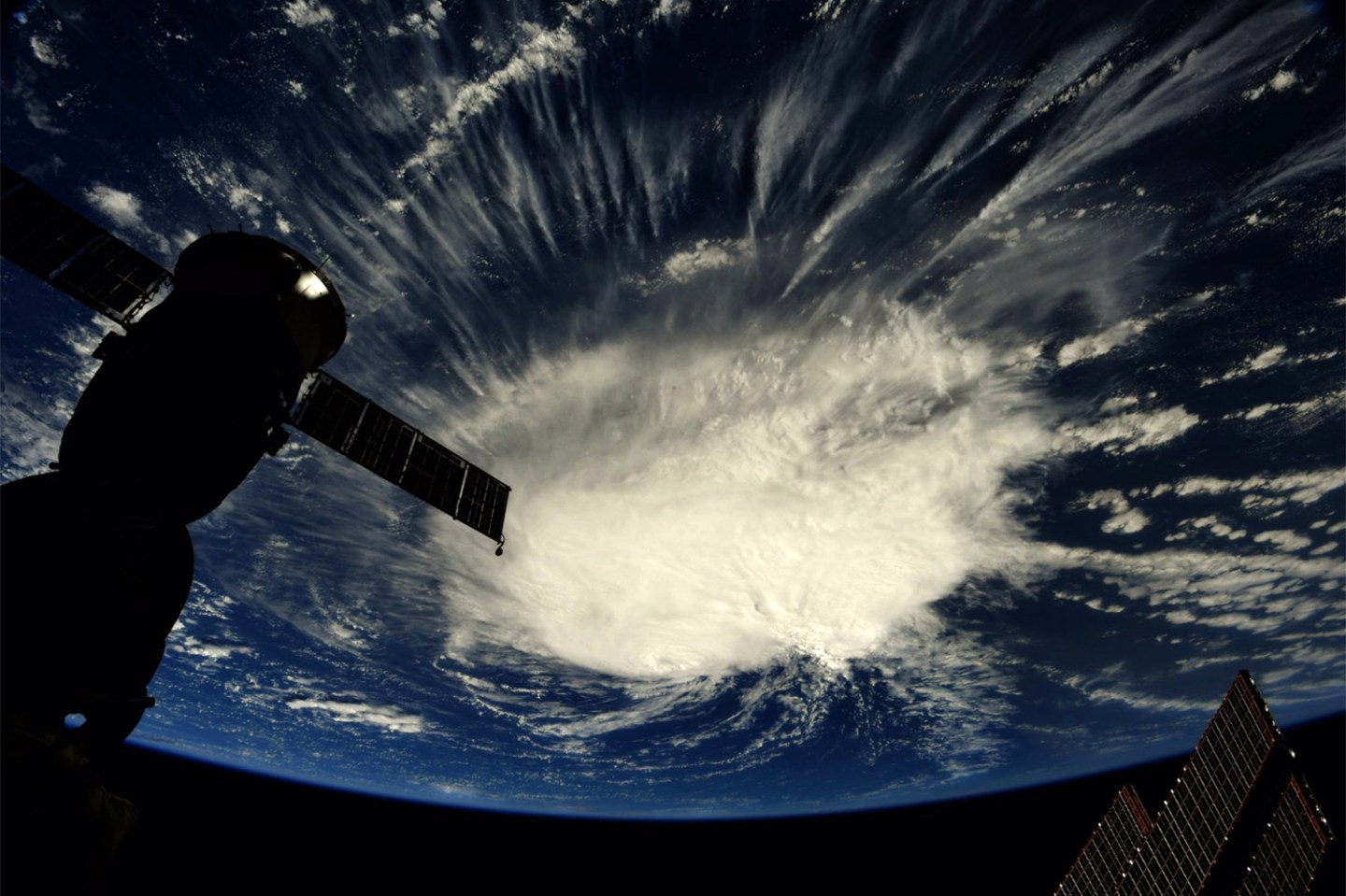 hurricane-florence-from-space