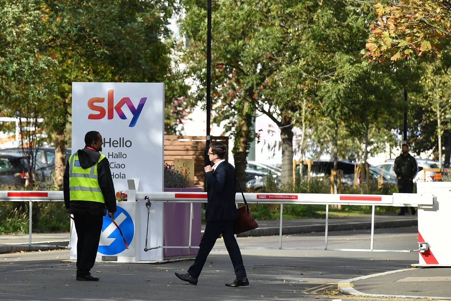 BRITAIN-US-TAKEOVER-SKY-COMCAST