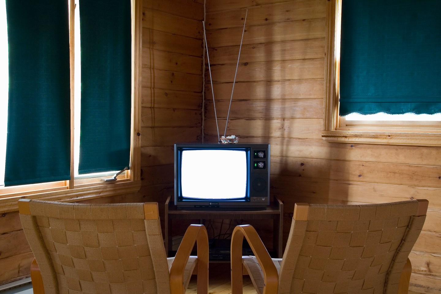 switzerland-tv-antenna