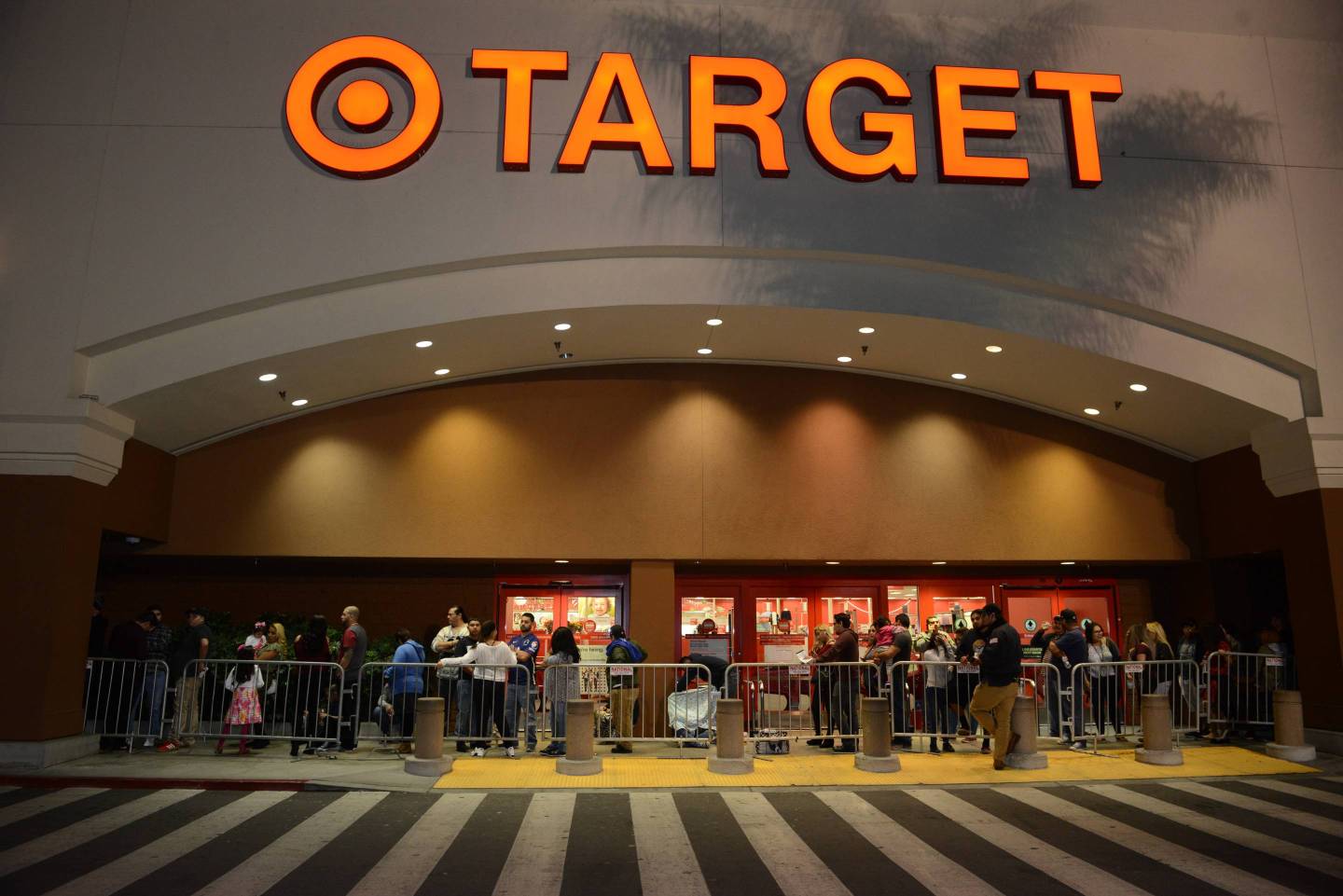 "Black Friday" sales in Los Angeles