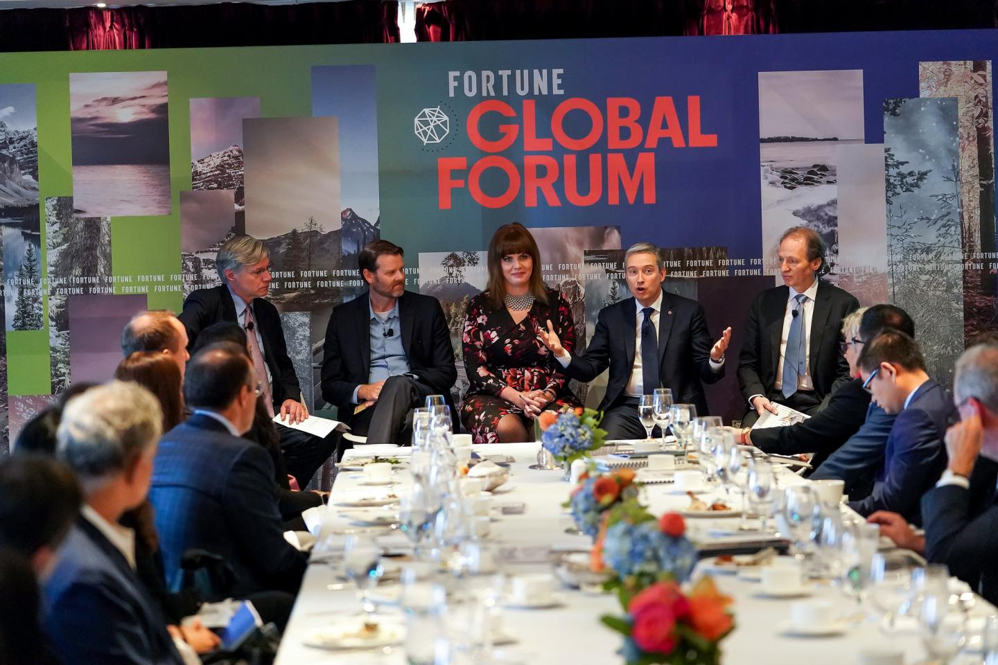 GM’s Driverless Vehicles Require a ‘Degree of Harmonization’ With Governments, Innovation Chief Says