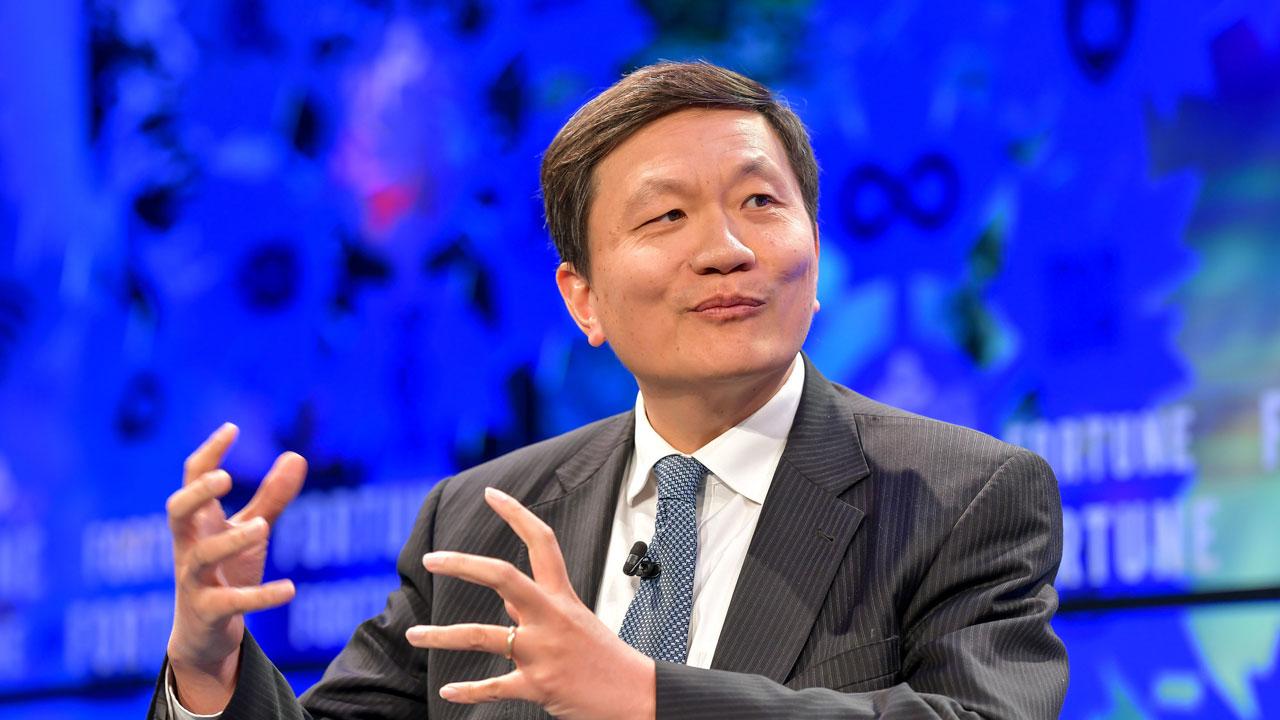 Ning Tang in discussion with Andrea Stairs and Phil Wahba at Fortune Global Forum on October 16, 2018.