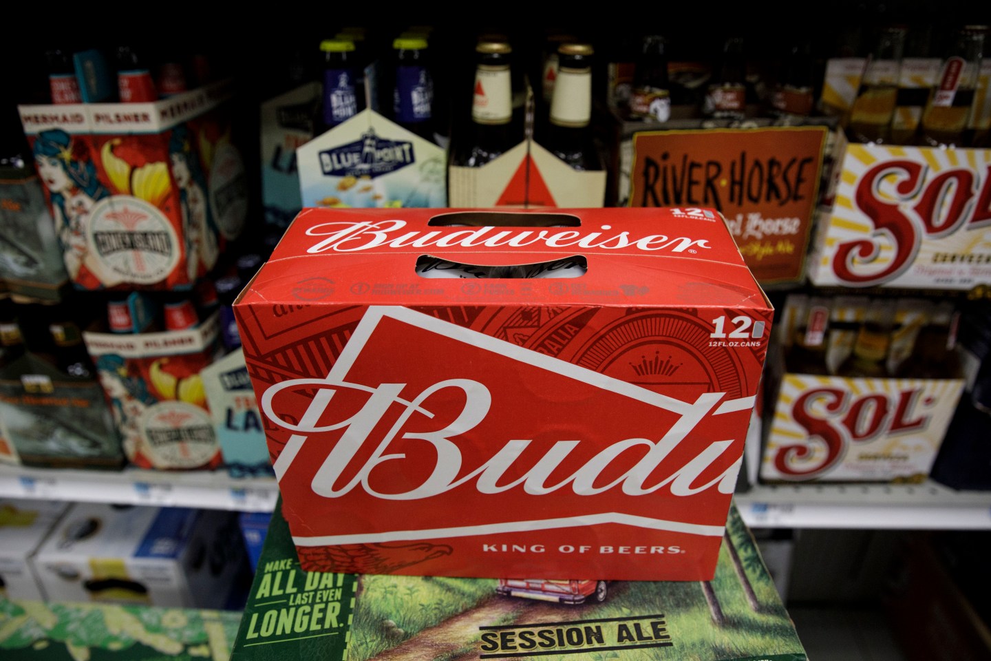 Budweiser And Bud Light Losing Market Share In U.S. As Craft Beer Continues Gain In Popularity