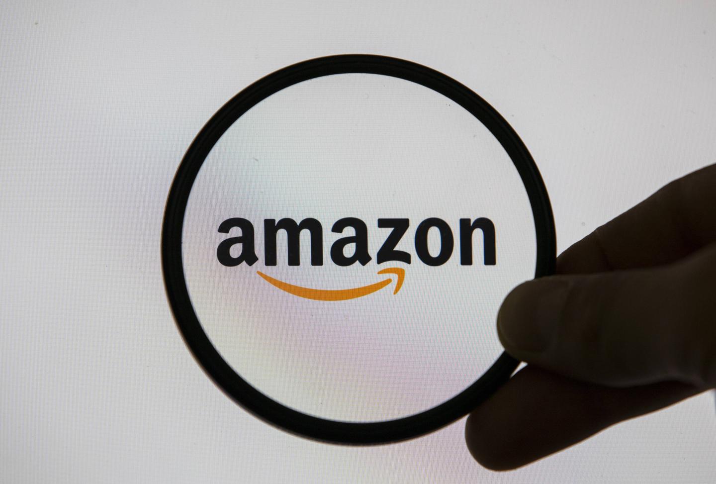 'Amazon' online shopping website