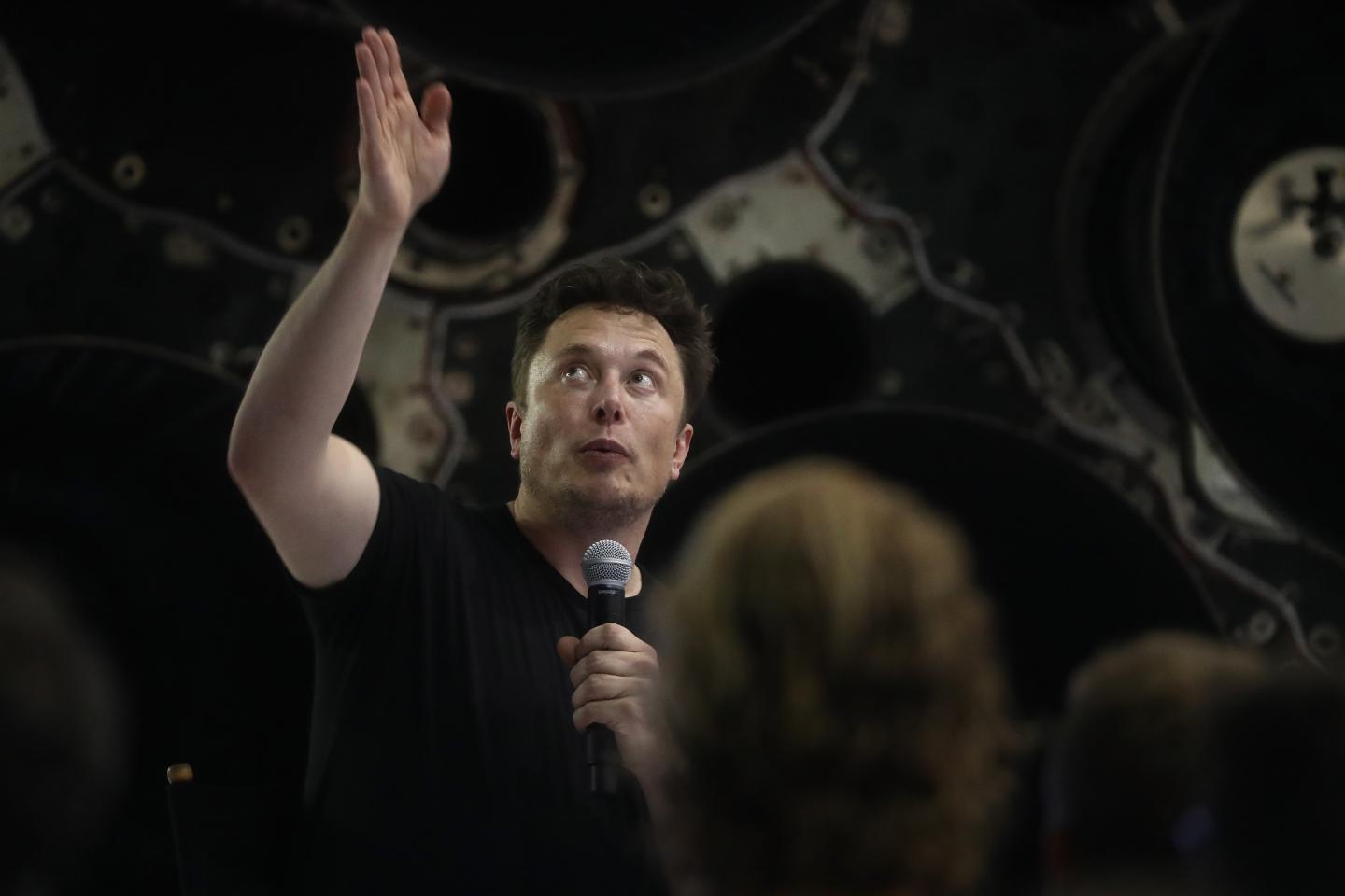 SpaceX CEO Elon Musk Announces First Private Passenger flight To The Moon