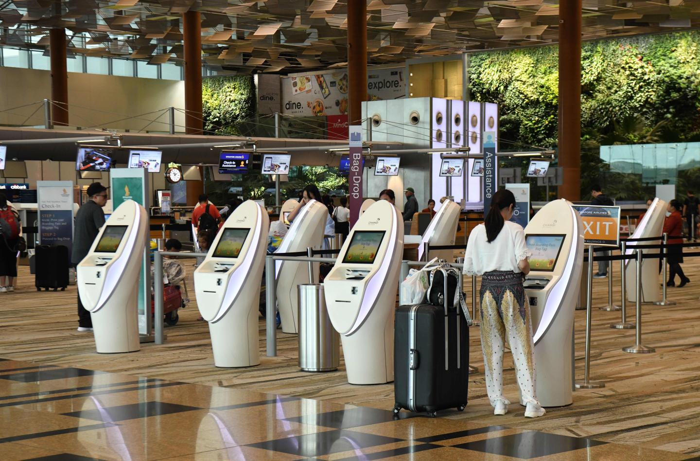 SINGAPORE-AVIATION-AIRLINES-SIA