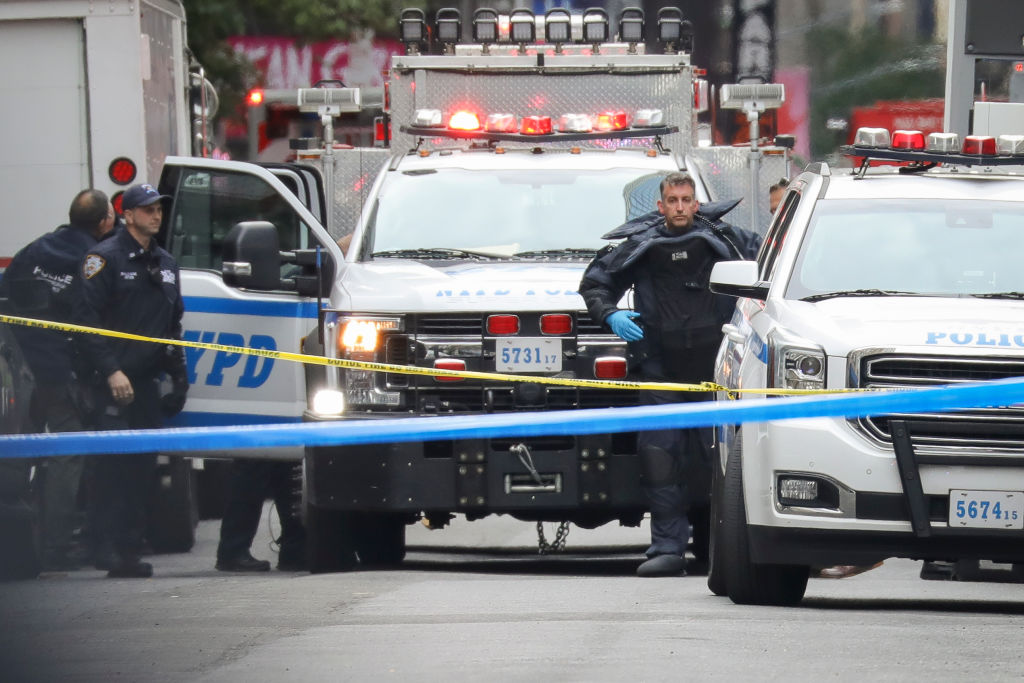 12th Suspicious Package Intercepted At NYC Post Office Addressed To James Clapper And CNN