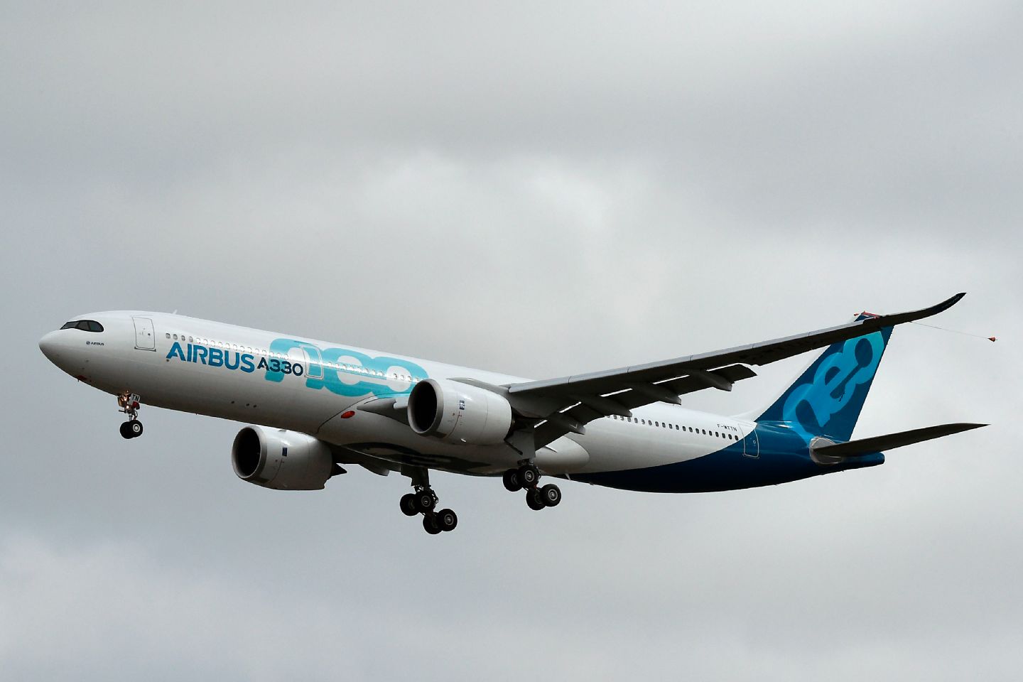 FRANCE-AIRBUS-A330NEO-AVIATION-TRANSPORT