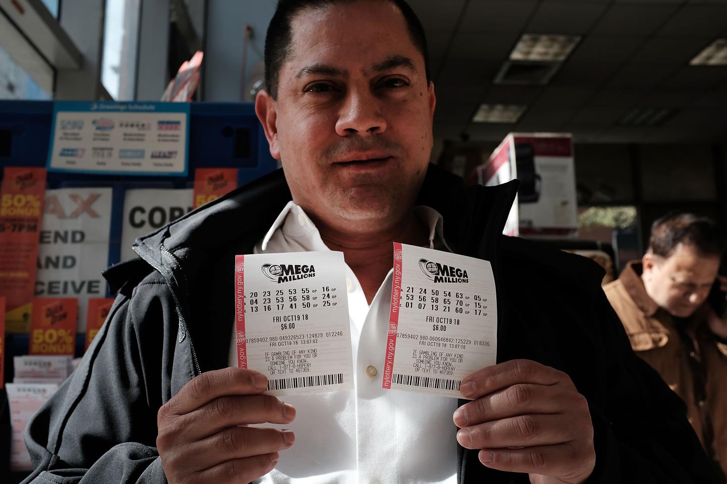 Record Mega Millions Jackpot Nears $1 Billion
