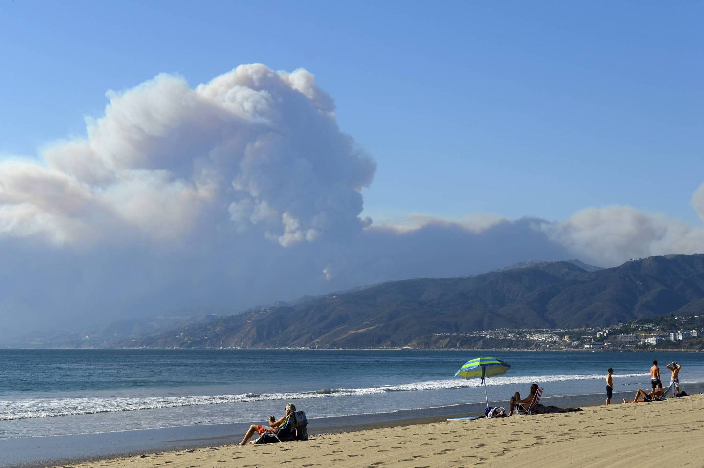 Fast-Spreading Hill and Woolsey Fires Force Evacuations In California's Ventura County