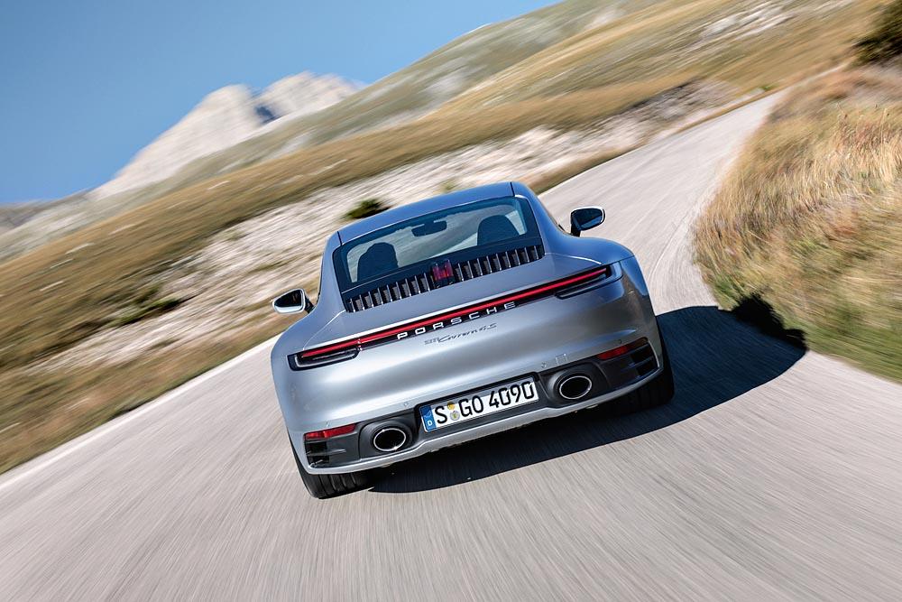 2020 Porsche 911 Carrera S