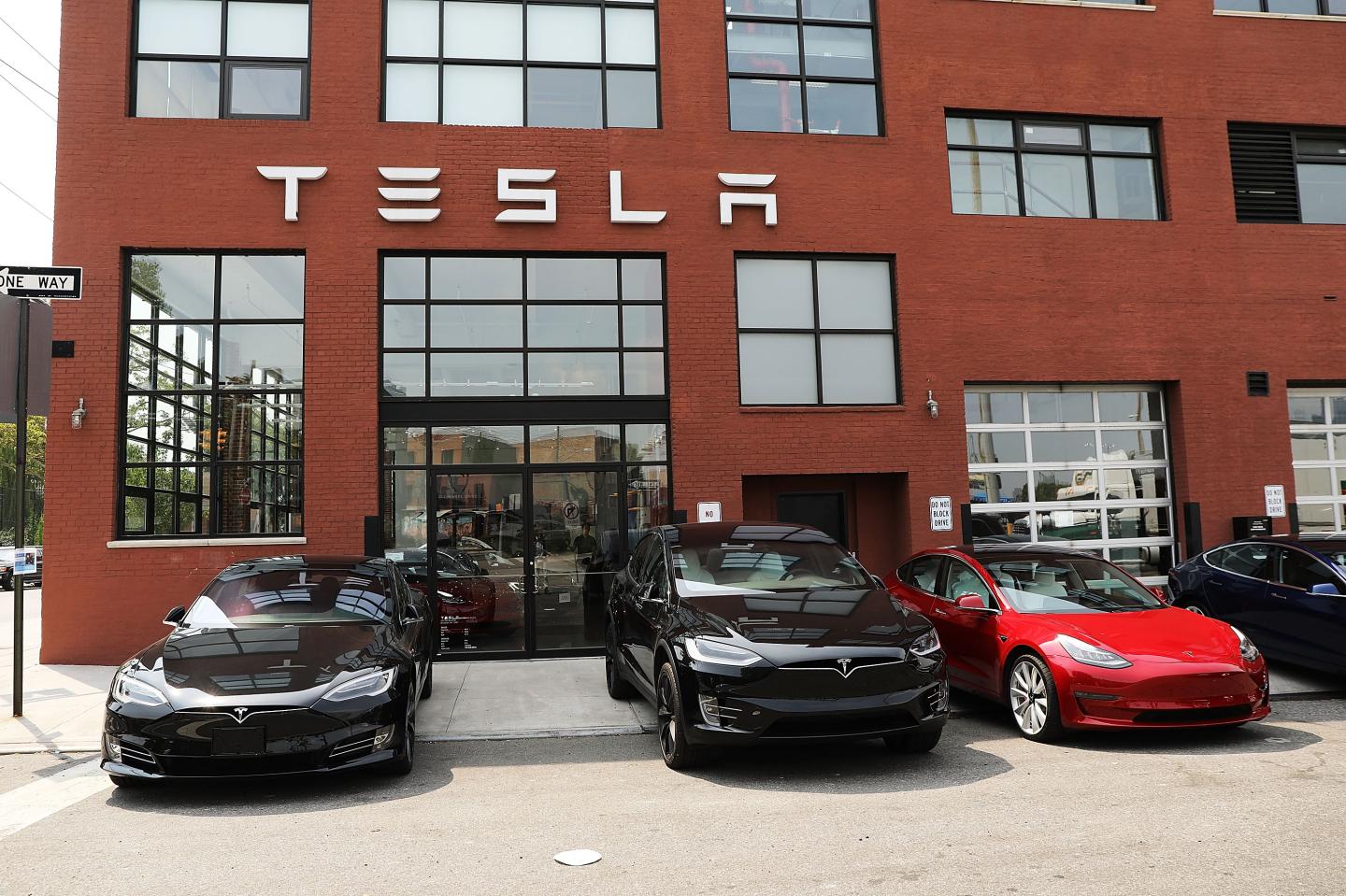 Tesla Shares Slide After Auto Maker Announces That It Will Remain Public