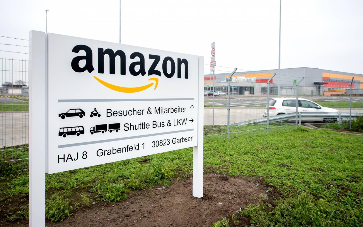 Amazon logistics centre