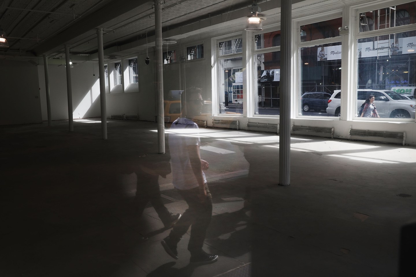 Online Shopping Habits Continue To Drive Traditional Brick And Mortar Retailers To Close Their Doors