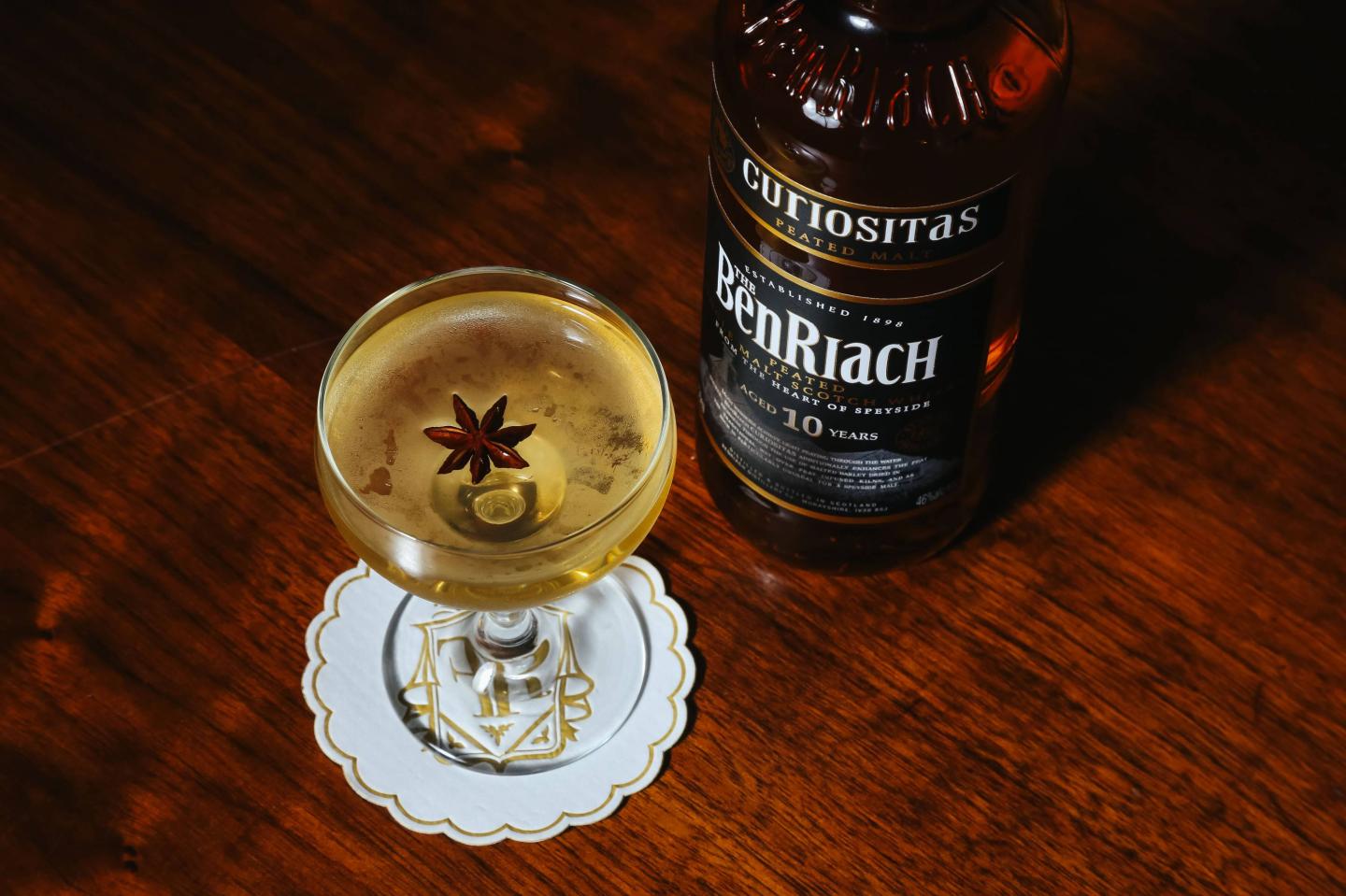 Holiday Gift Guide 2018: Whiskey, Bourbon, Brandy, and More for Cocktail Lovers