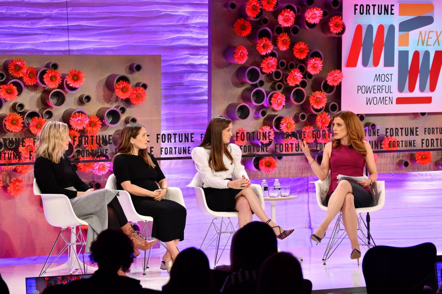 GOING DIRECT We talk with three women at the center of the hottest sector in retail about the opportunities and challenges in creating brands from scratch, skipping the store, and sending products right to the customer’s doorstep. Sarah Flint, Creative Director and CEO, Sarah Flint Ariel Kaye, Founder and CEO, Parachute Susan Tynan, Founder and CEO, Framebridge Moderator: Julia Boorstin, Media and Entertainment Reporter, CNBC