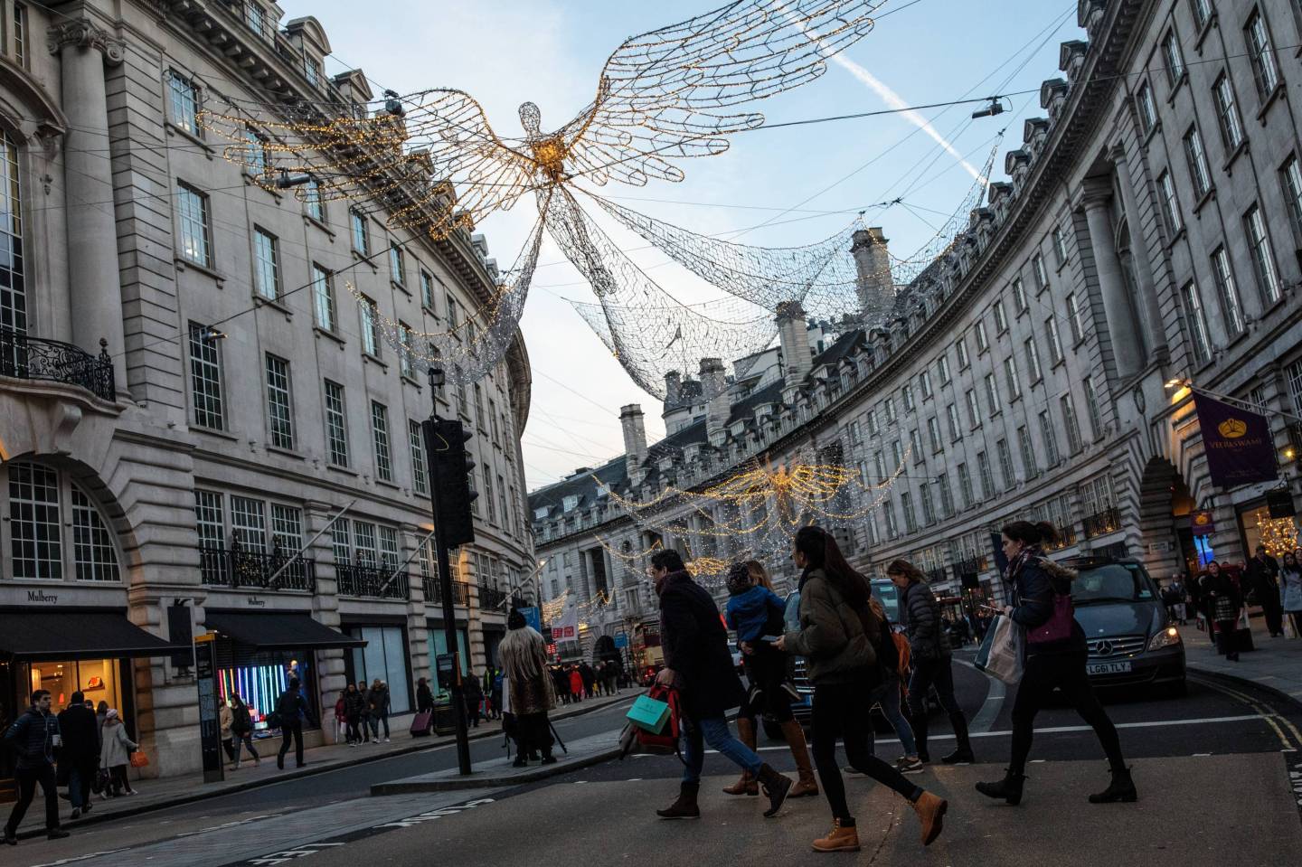 London's High Streets In Full Swing For Christmas