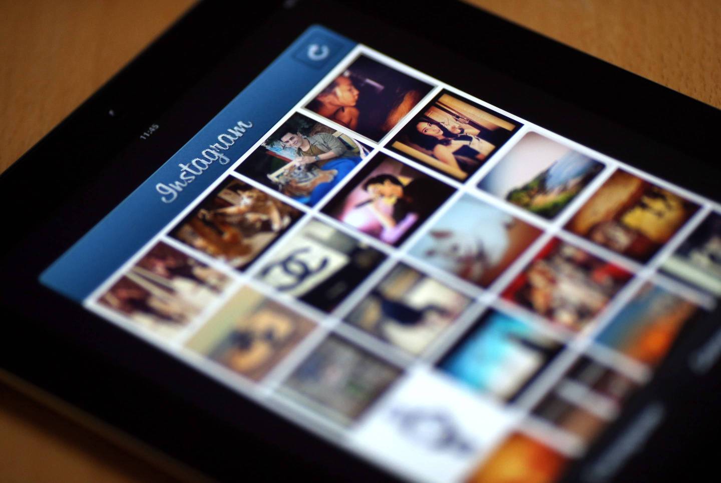 Instagram Horizontal Feed Test Sparks Criticism