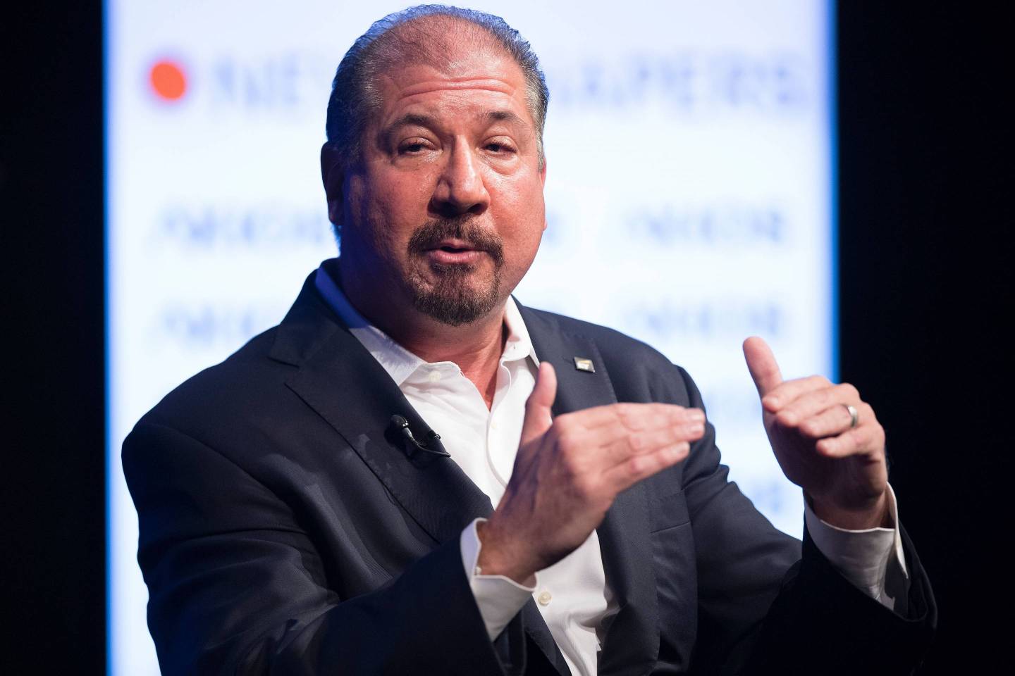 US-ECONOMY-ERNST&amp;YOUNG-WEINBERGER