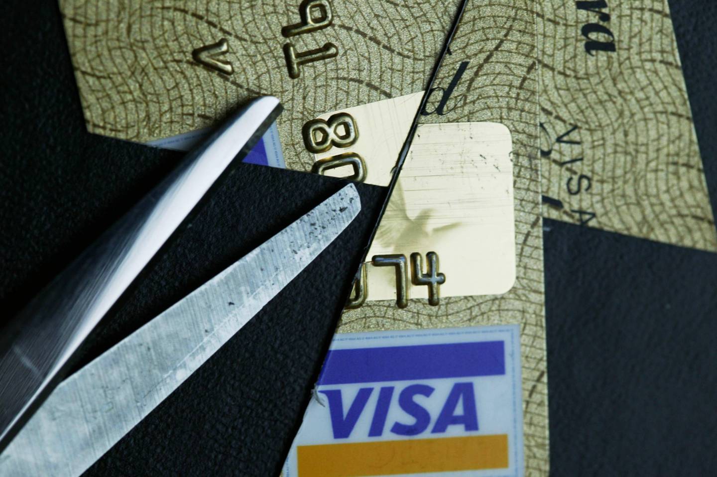 Generic cutting up of credit cards, 14 December 2004. AFR Picture by GABRIELE