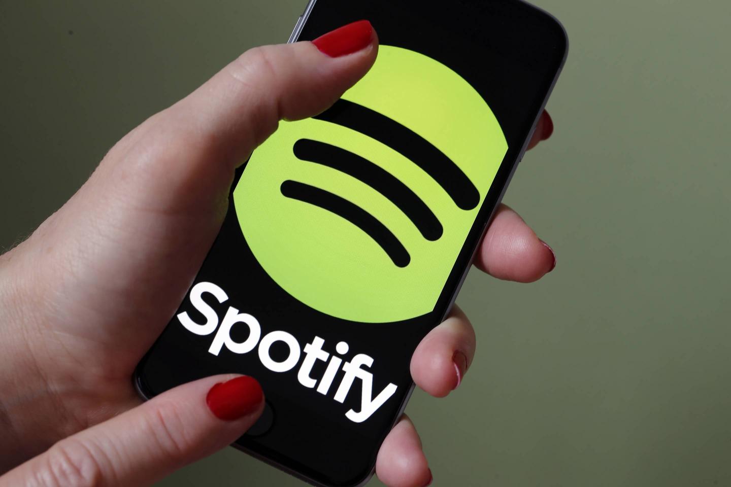 Musical Website Spotify Illustration In Paris
