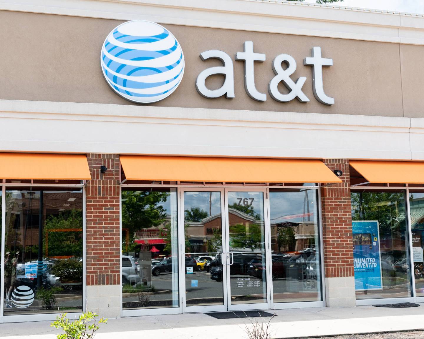 AT&amp;T store in North Brunswick Township, New Jersey