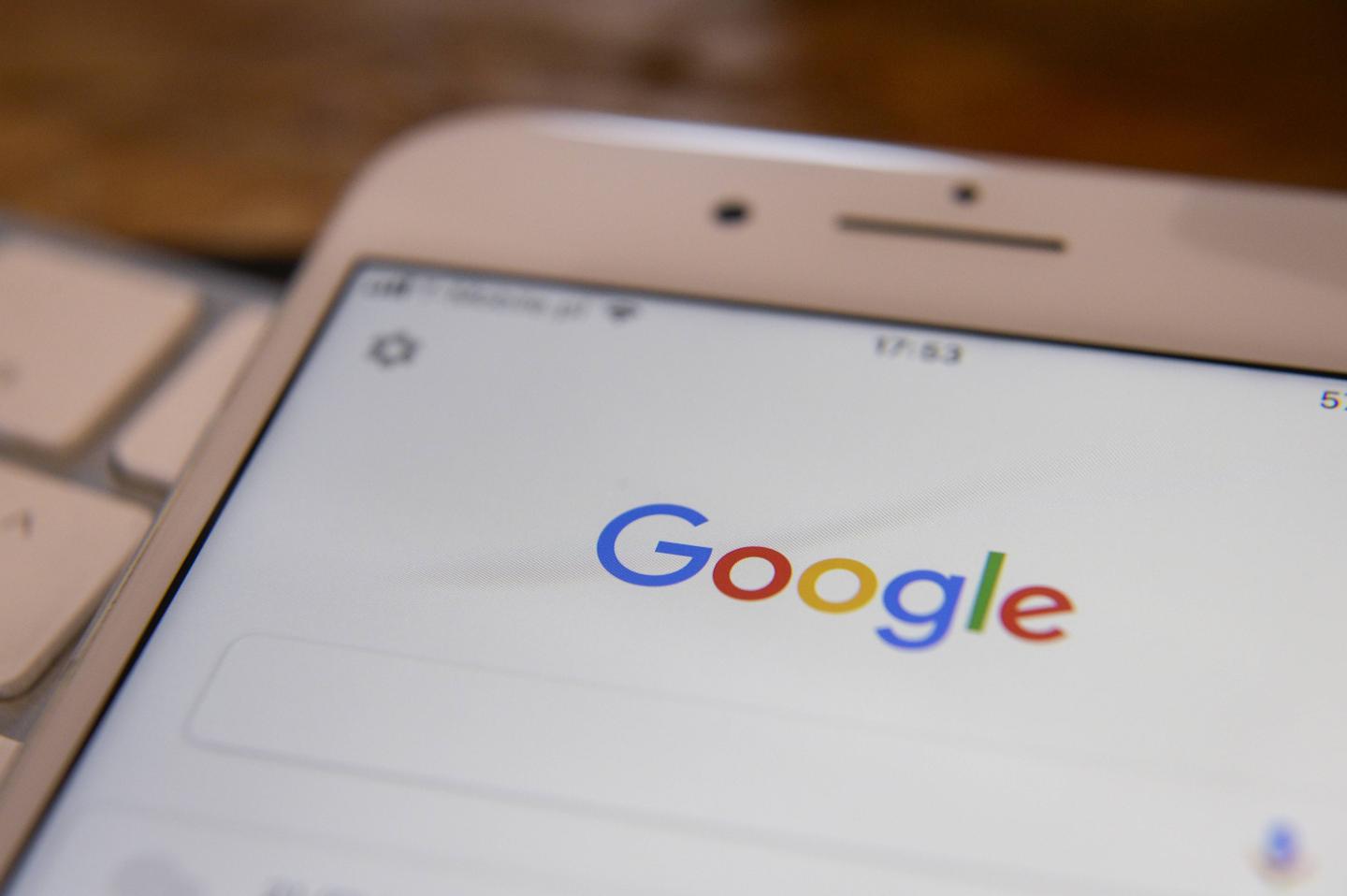 Trump Accuses Google of rigging search results