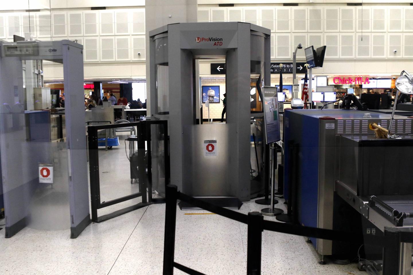 U.S.-HOUSTON-AIRPORT-TERMINAL CLOSE