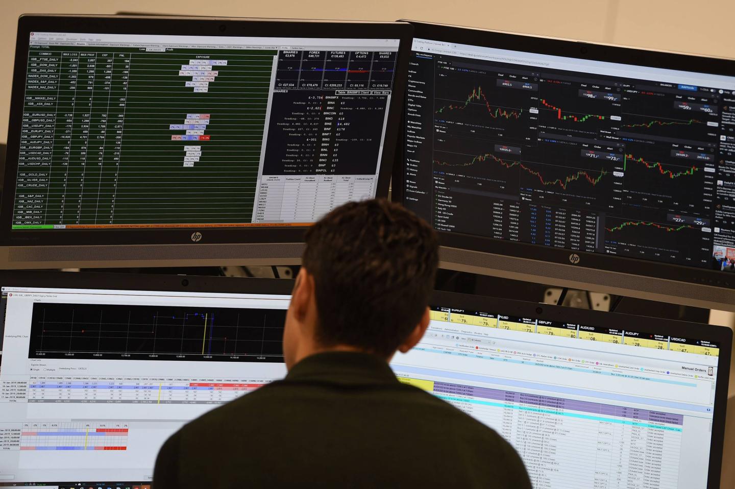 BRITAIN-POLITICS-EU-BREXIT-MARKETS
