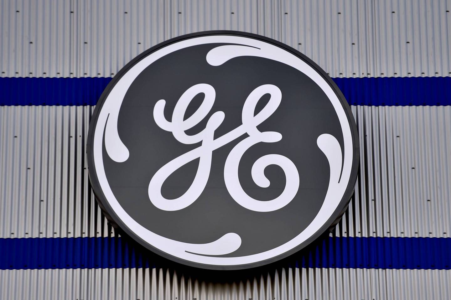 GE logo