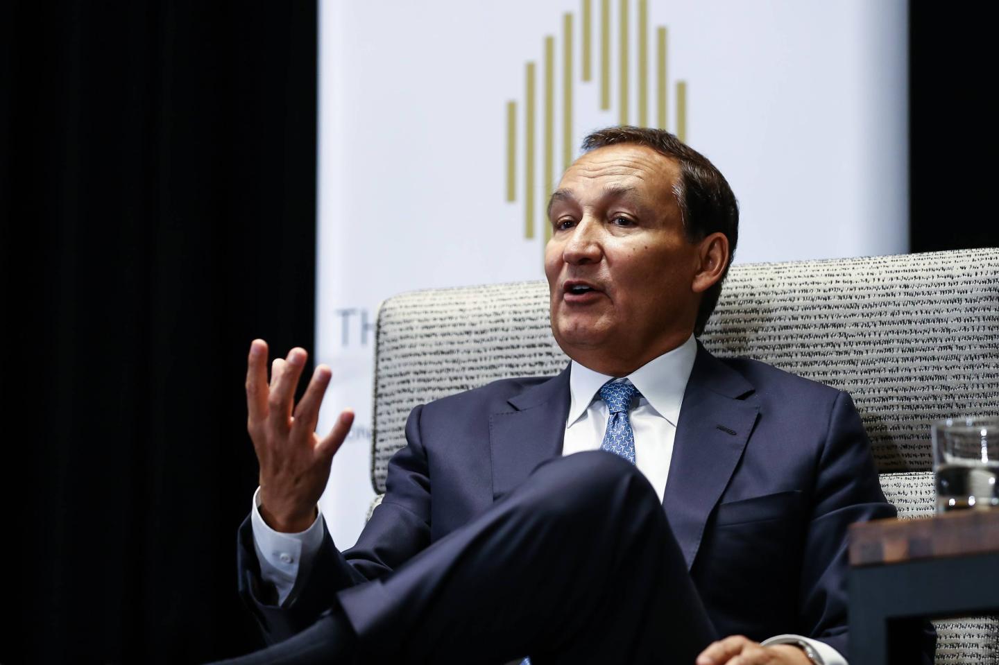 United Airlines Chief Executive Officer Oscar Munoz